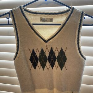 Hollister Cream Knit Sweater